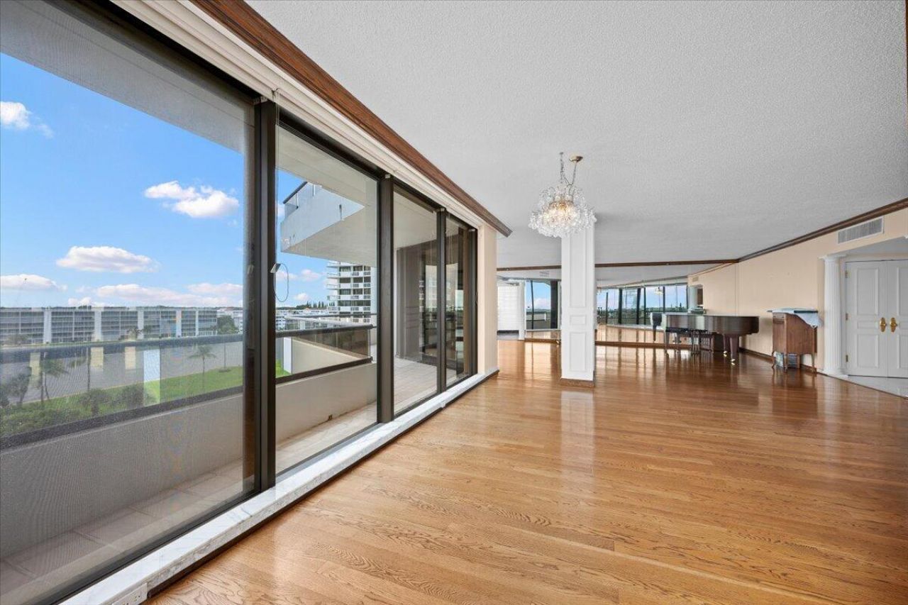 100 Lakeshore Drive, Unit 558, North Palm Beach, FL 33408 Photo
