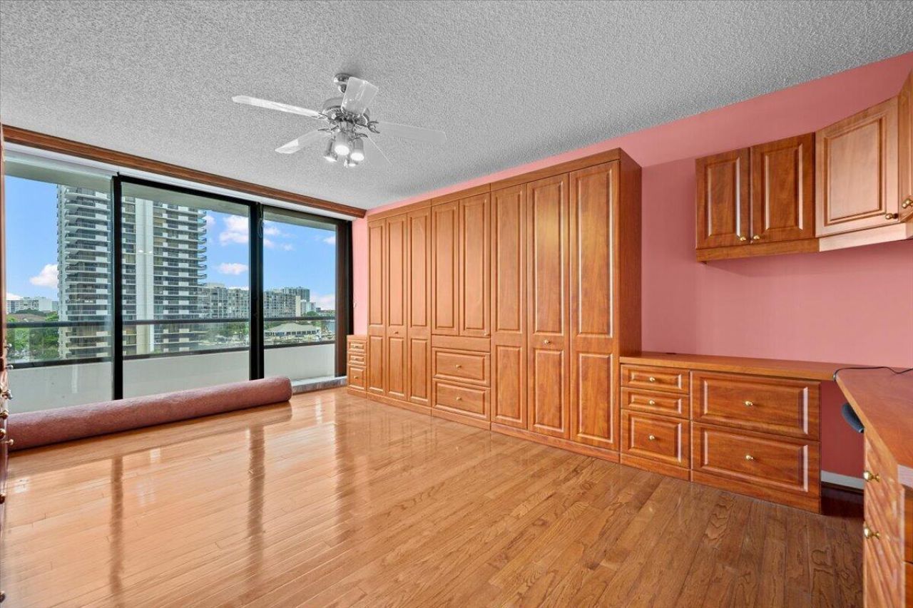 100 Lakeshore Drive, Unit 558, North Palm Beach, FL 33408 Photo