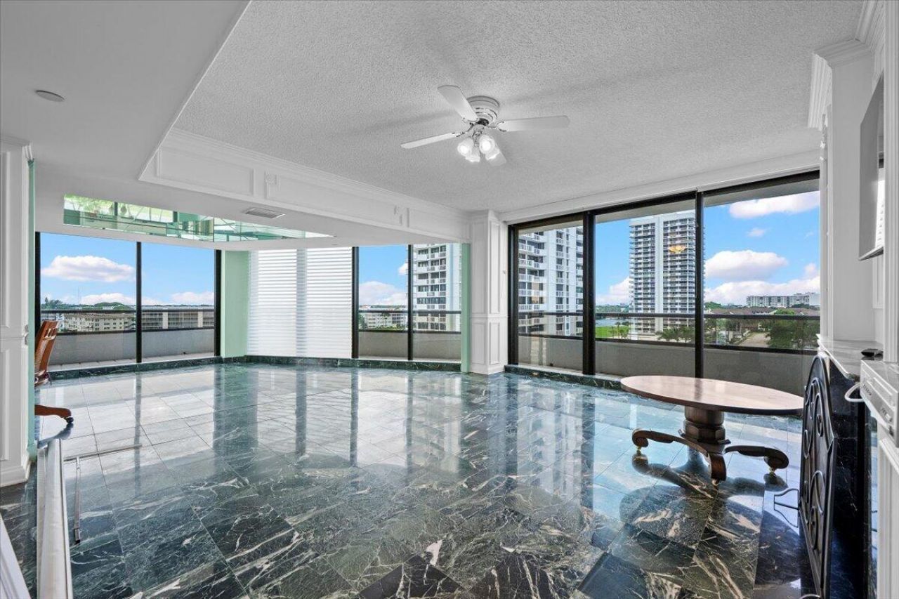100 Lakeshore Drive, Unit 558, North Palm Beach, FL 33408 Photo