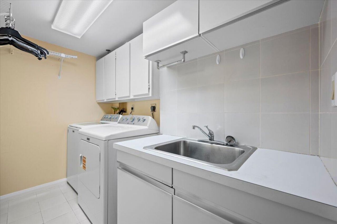 100 Lakeshore Drive, Unit 558, North Palm Beach, FL 33408 Photo
