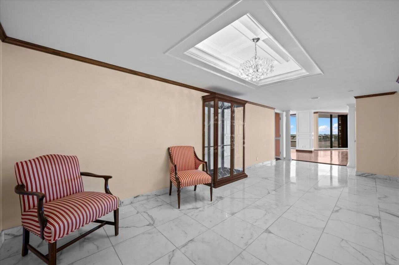 100 Lakeshore Drive, Unit 558, North Palm Beach, FL 33408 Photo
