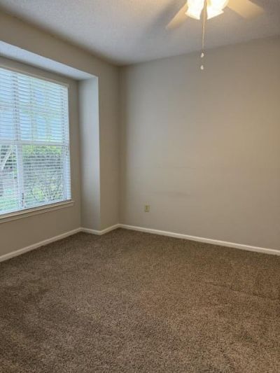 45 Sycamore Avenue Photo 10