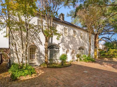 60 Hasell Street, Unit Carriage L, Charleston, SC 29401