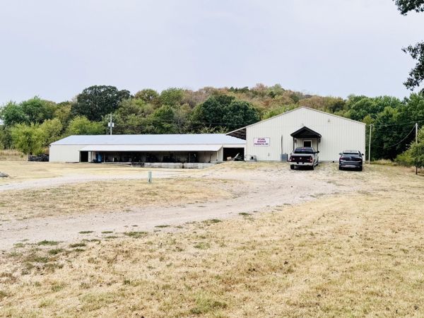 75 Garvey Drive, Noel, MO 64854