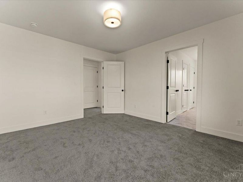 1570 St Leger Place, Cincinnati, OH 45207 Photo 41