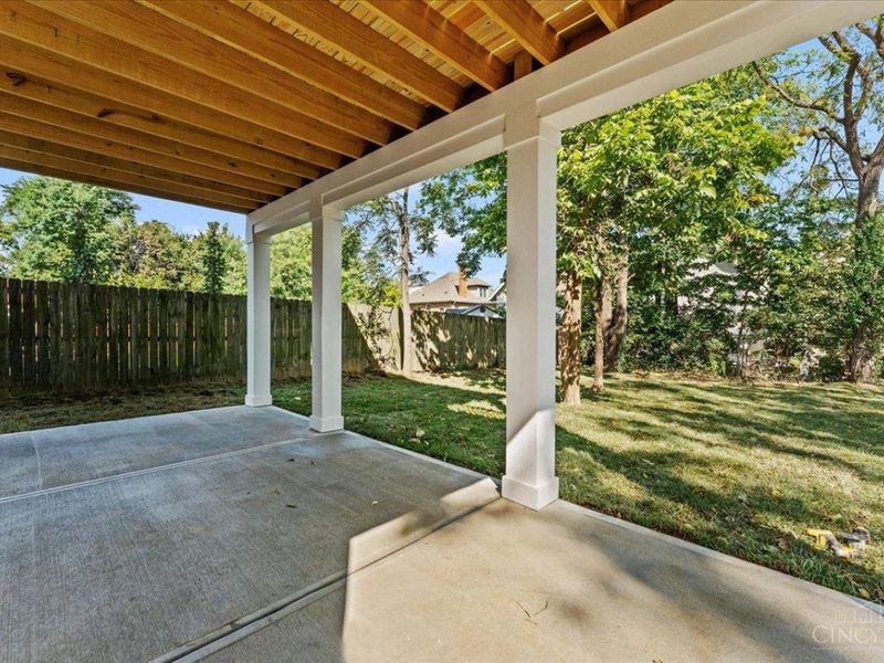 1570 St Leger Place, Cincinnati, OH 45207 Photo 47