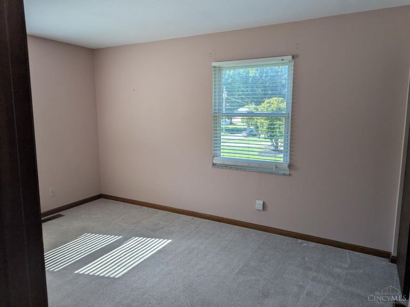 1424 Finch Lane, Miami Township, OH 45150 Photo 7
