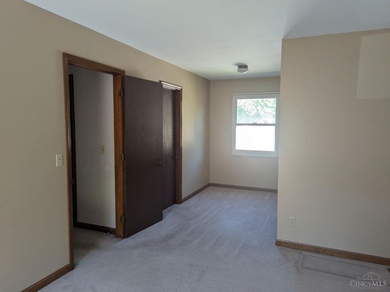 1424 Finch Lane, Miami Township, OH 45150 Photo 8