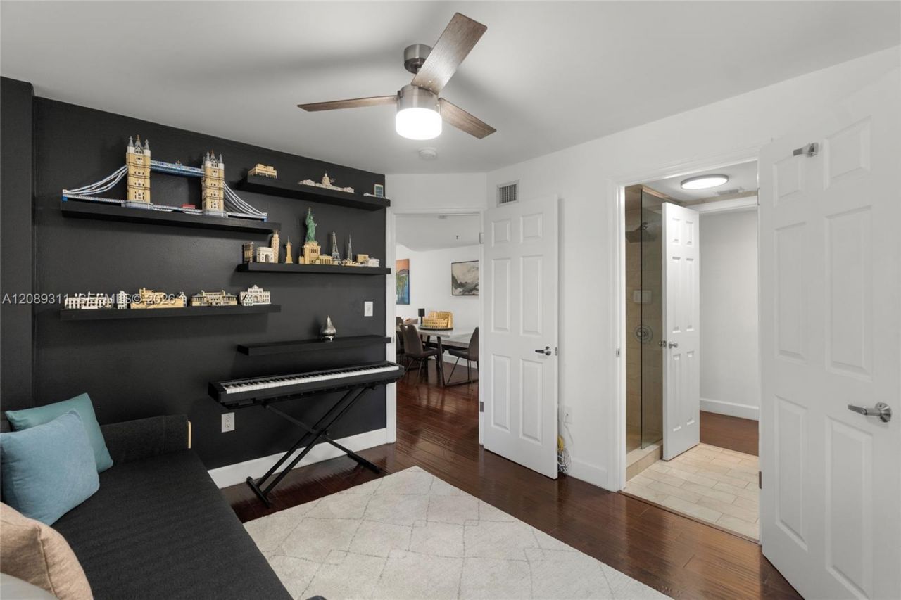 1005 8th St, Unit 206, Miami Beach, FL 33139 Photo