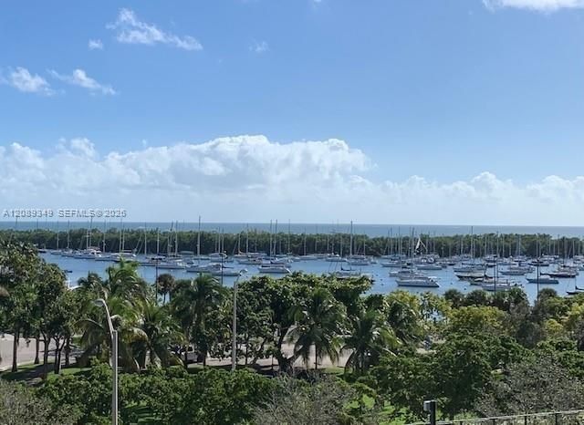 2811 S Bayshore Dr, Unit 5C, Coconut Grove, FL 33133 Photo