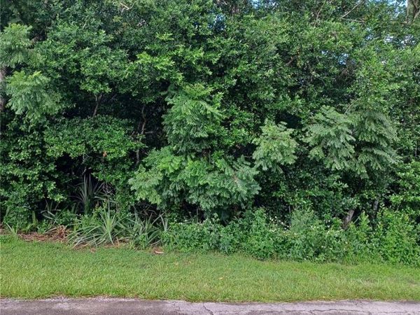 2265 BANBURY AVENUE, DELTONA, FL 32725
