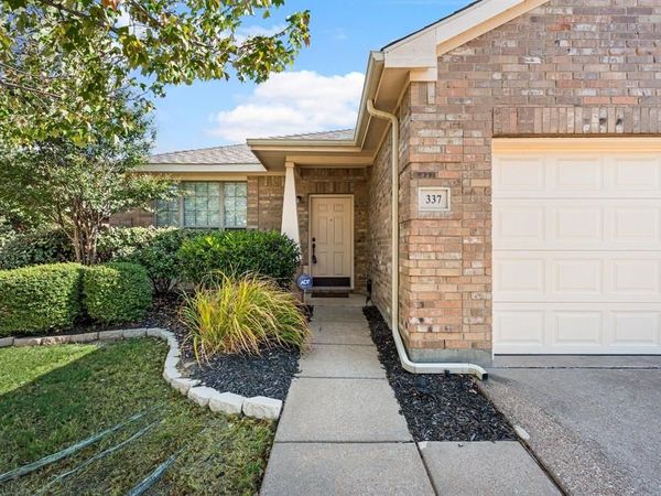 337 Turquoise Drive, Fort Worth, TX 76131