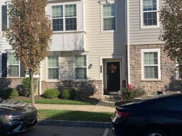 14 MANCHESTER DRIVE, HATBORO, PA 19040