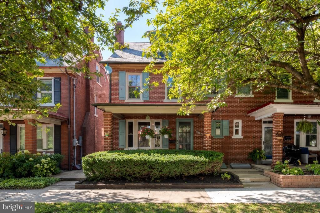 230 PEARL STREET, LANCASTER, PA 17603