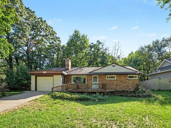 499 Sunnyjune Avenue, Holland, MI 49424