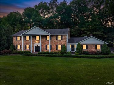 5027 Pine Valley Drive, Fayetteville, NY 13066
