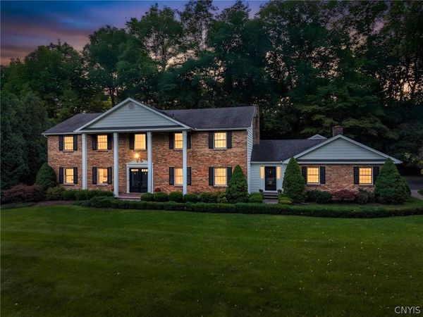 5027 Pine Valley Drive, Fayetteville, NY 13066