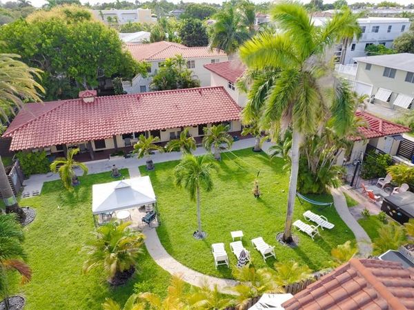 2625 NE 13TH Court, Unit 1, Fort Lauderdale, FL 33304