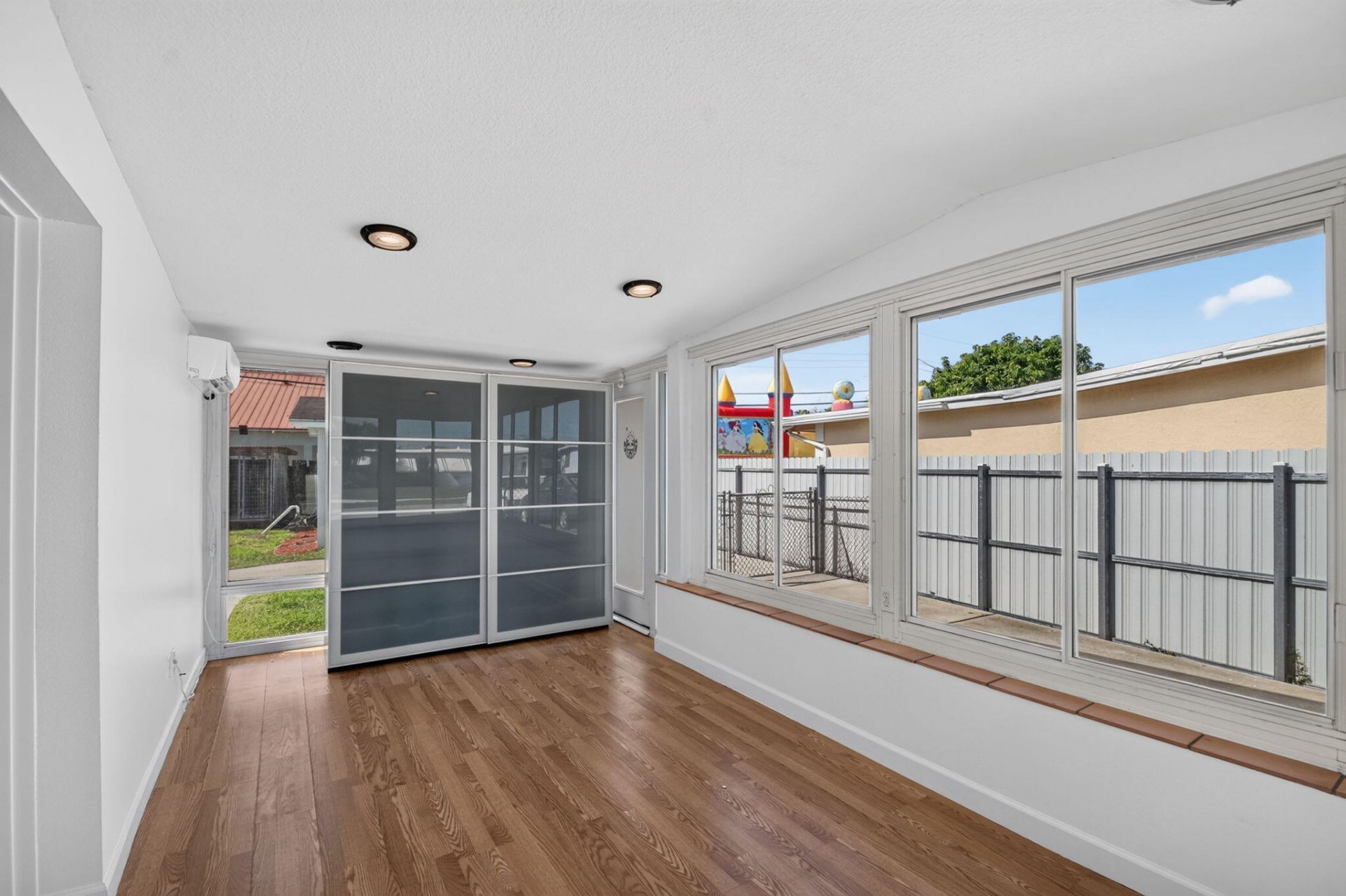 5678 Cinnamon Drive, West Palm Beach, FL 33415 Photo