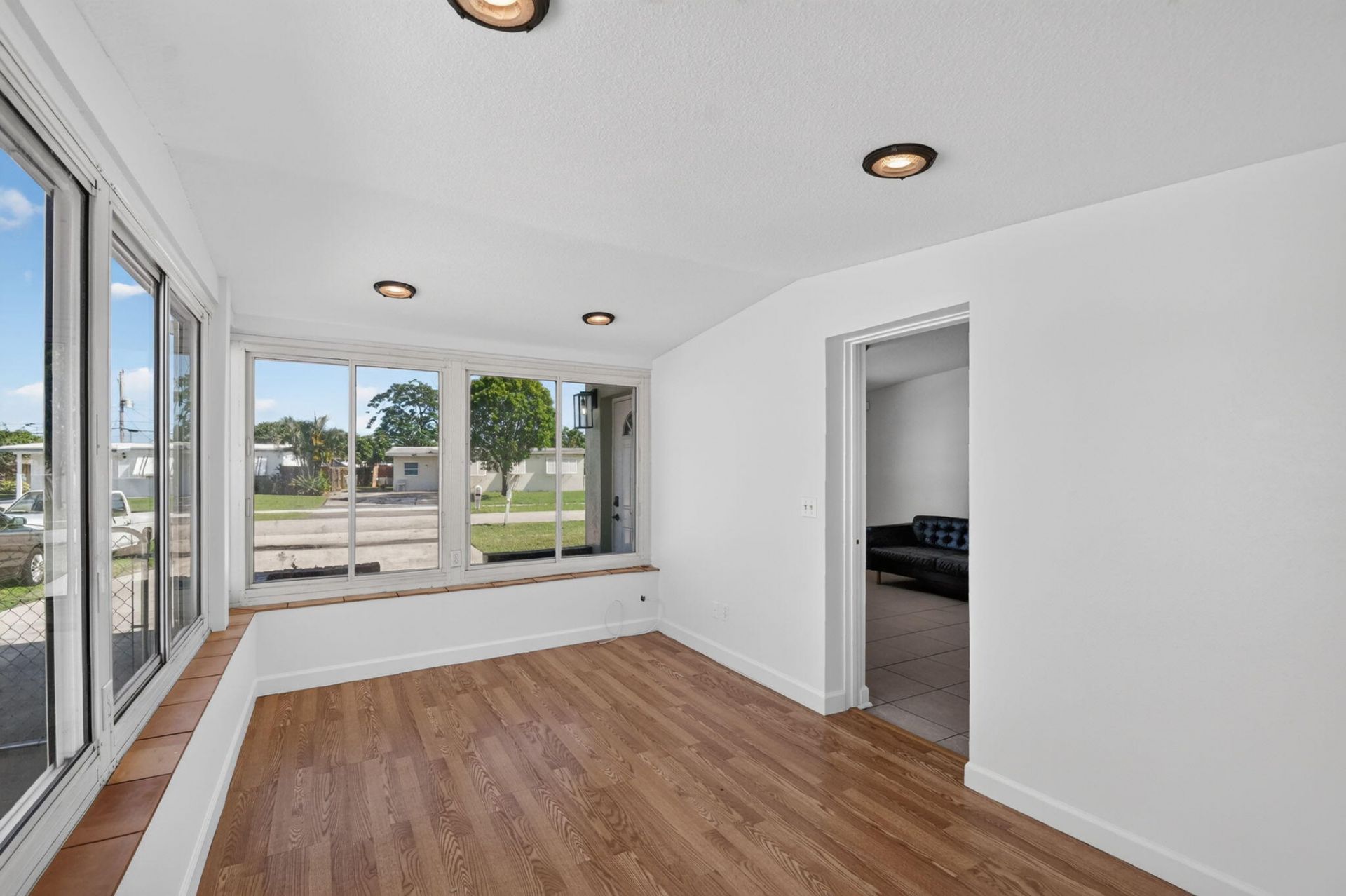 5678 Cinnamon Drive, West Palm Beach, FL 33415 Photo