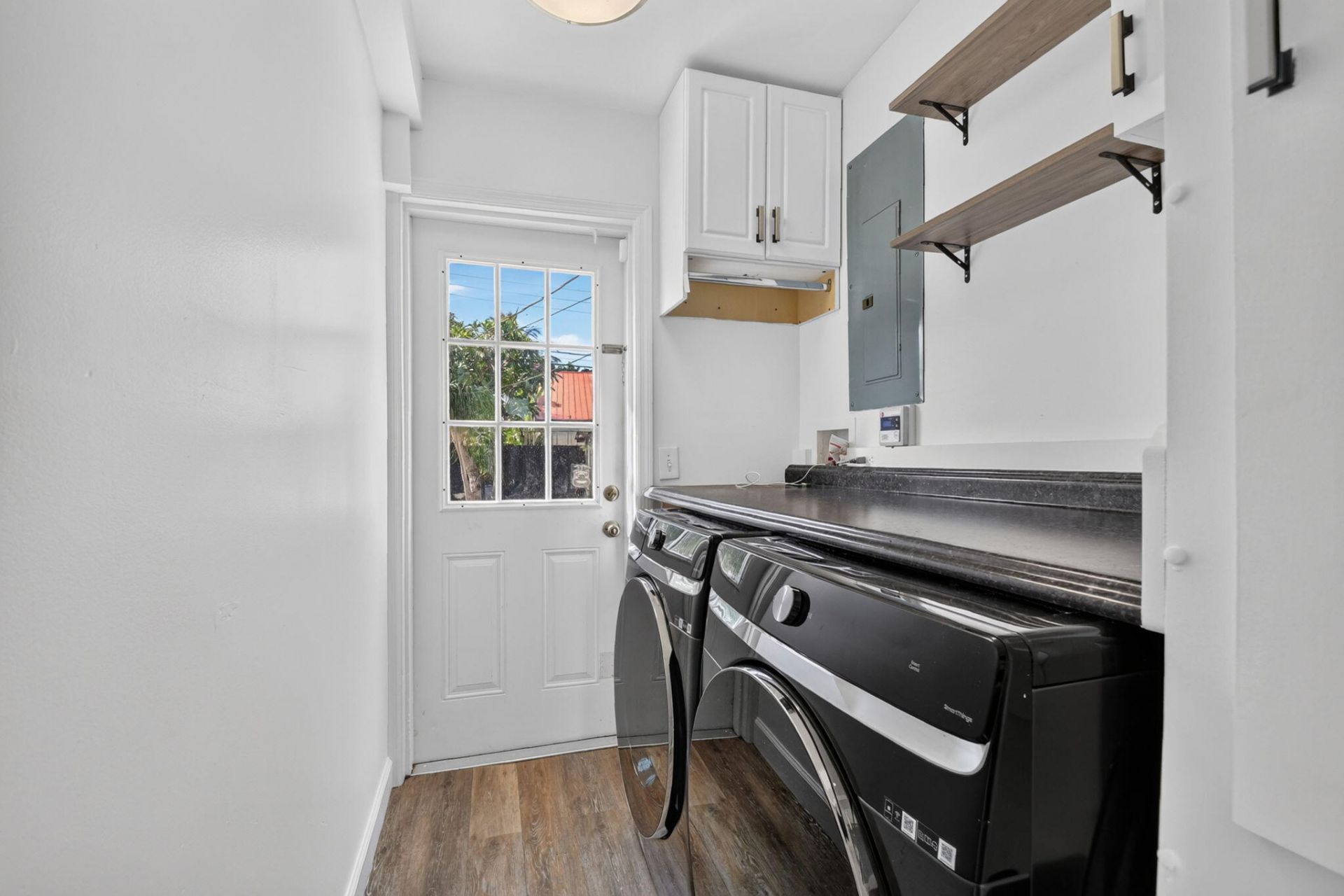 5678 Cinnamon Drive, West Palm Beach, FL 33415 Photo