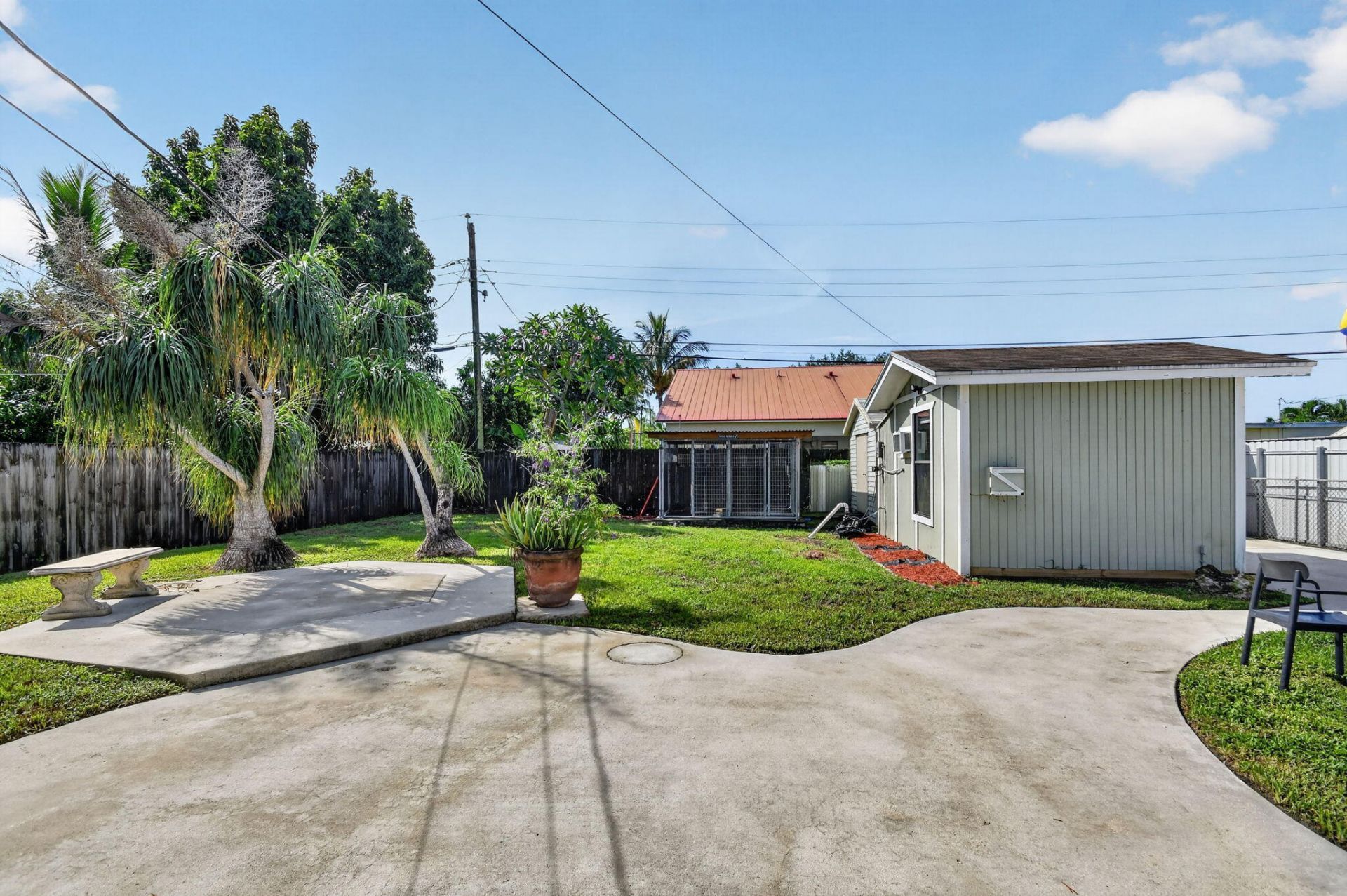 5678 Cinnamon Drive, West Palm Beach, FL 33415 Photo