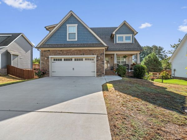 1394 Blake Stone Dr NW, Cleveland, TN 37312