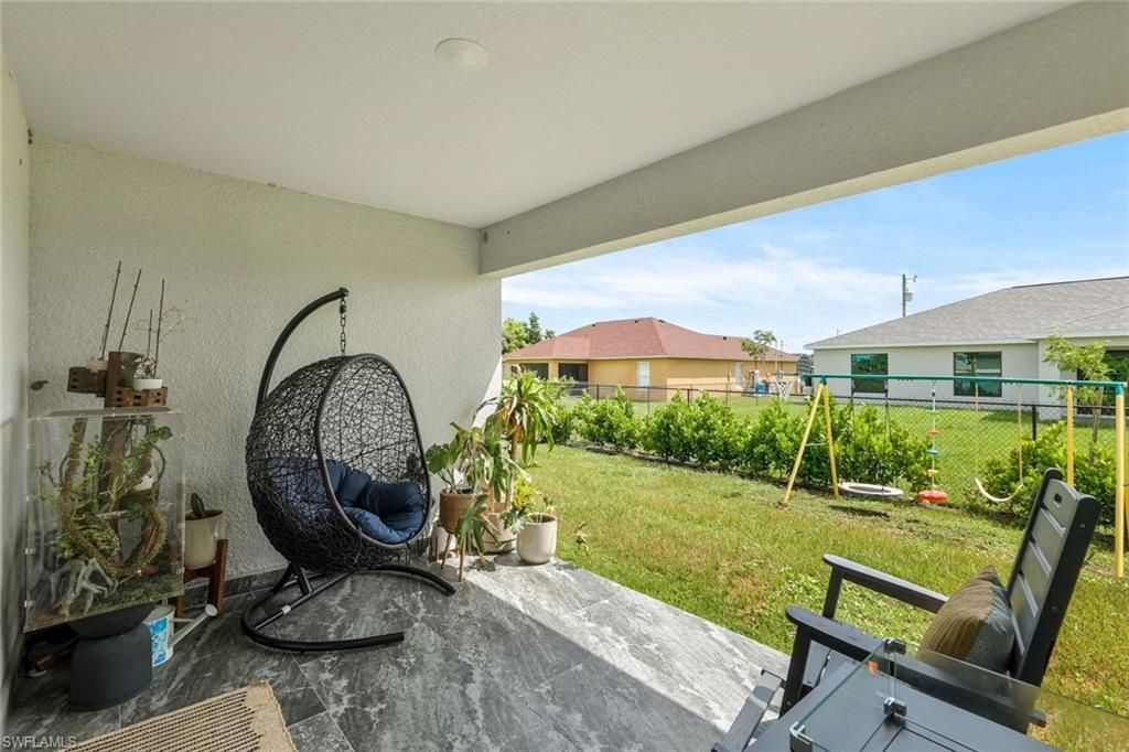 2003 NE 6th Ave, Cape Coral, FL 33909 Photo