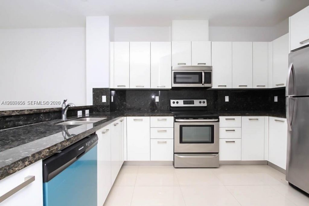 15505 SW 12th Ter, Miami, FL 33194 Photo