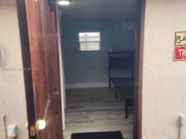 Unit 1, Miami, FL 33165