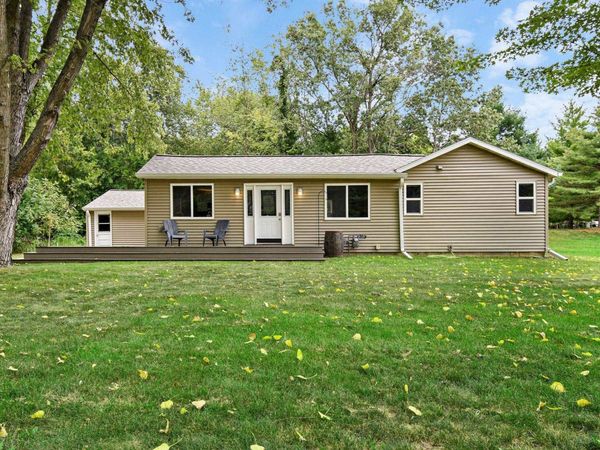 N2832 N Lake Point Drive, Lodi, WI 53555
