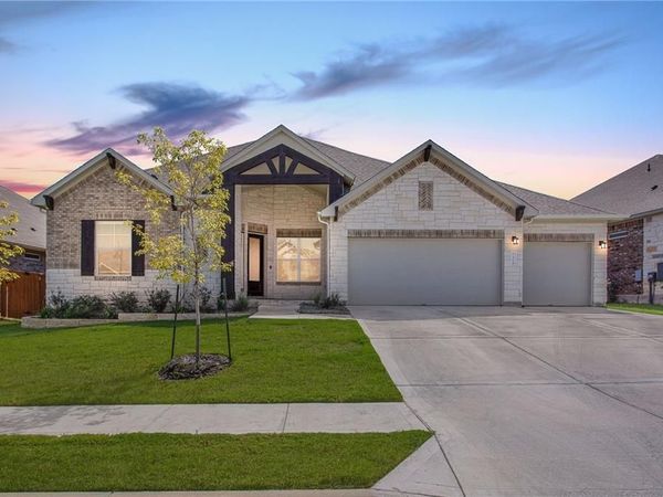 308 Milano DR, Liberty Hill, TX 78642