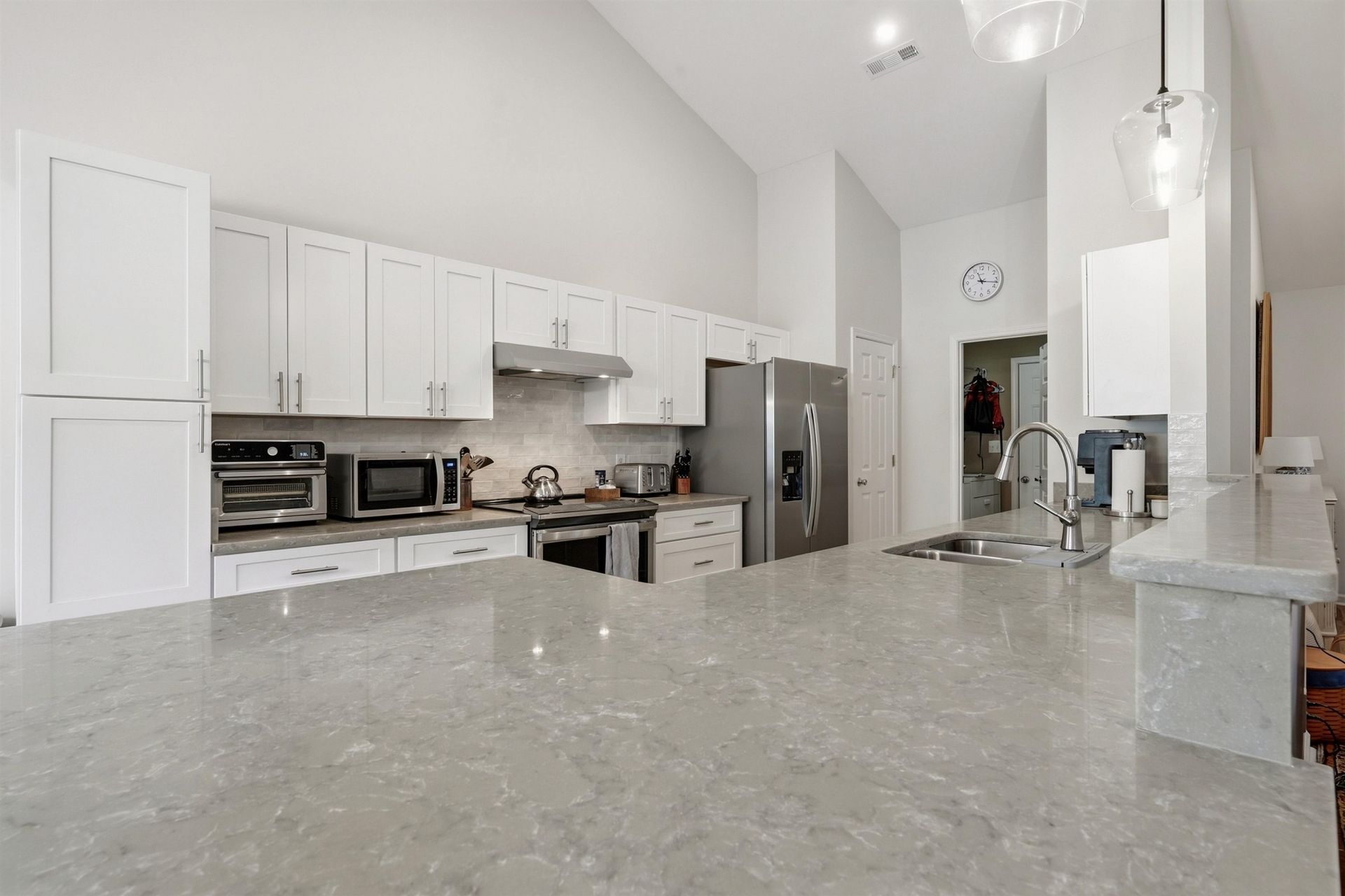 2015 Saltwater St. Photo 10