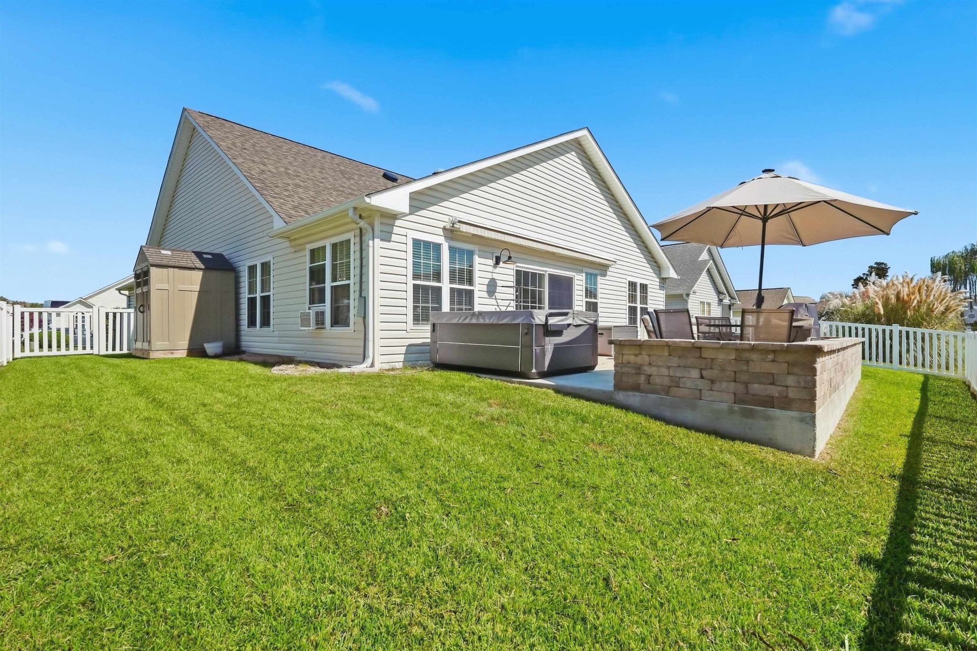 2015 Saltwater St. Photo 21