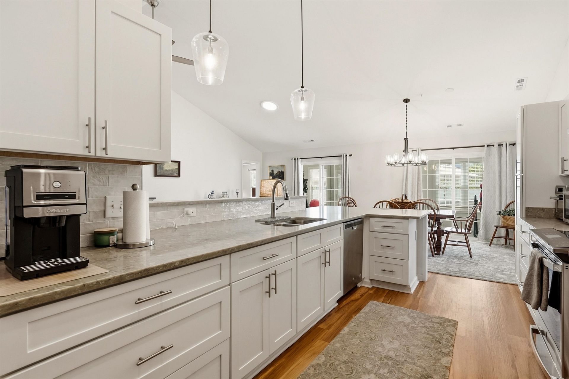 2015 Saltwater St. Photo 9