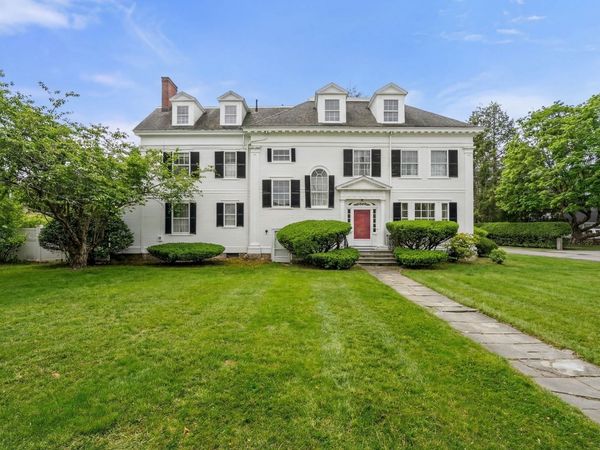 800 High St., Dedham, MA 02026