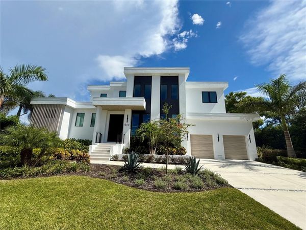 510 GOLF LINKS LANE, LONGBOAT KEY, FL 34228