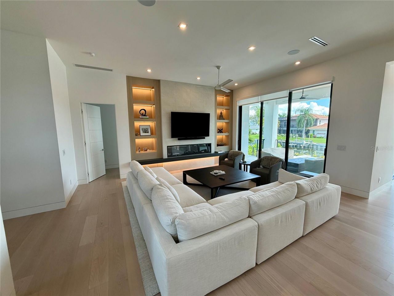510 Golf Links Lane, Longboat Key, FL 34228 Photo