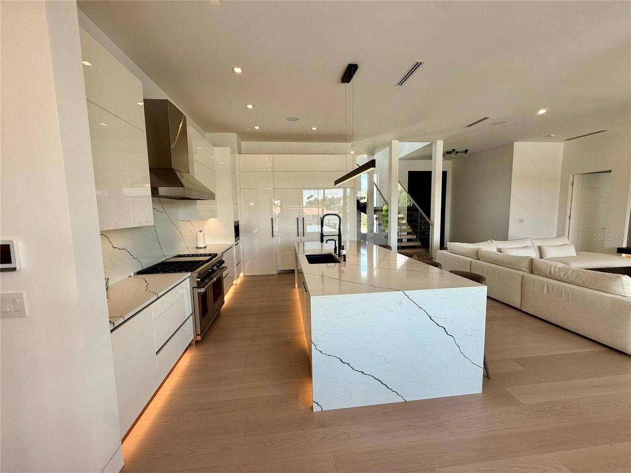 510 Golf Links Lane, Longboat Key, FL 34228 Photo