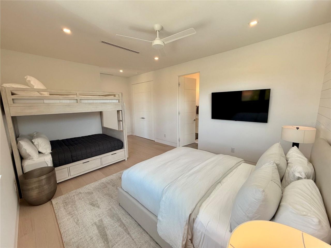510 Golf Links Lane, Longboat Key, FL 34228 Photo