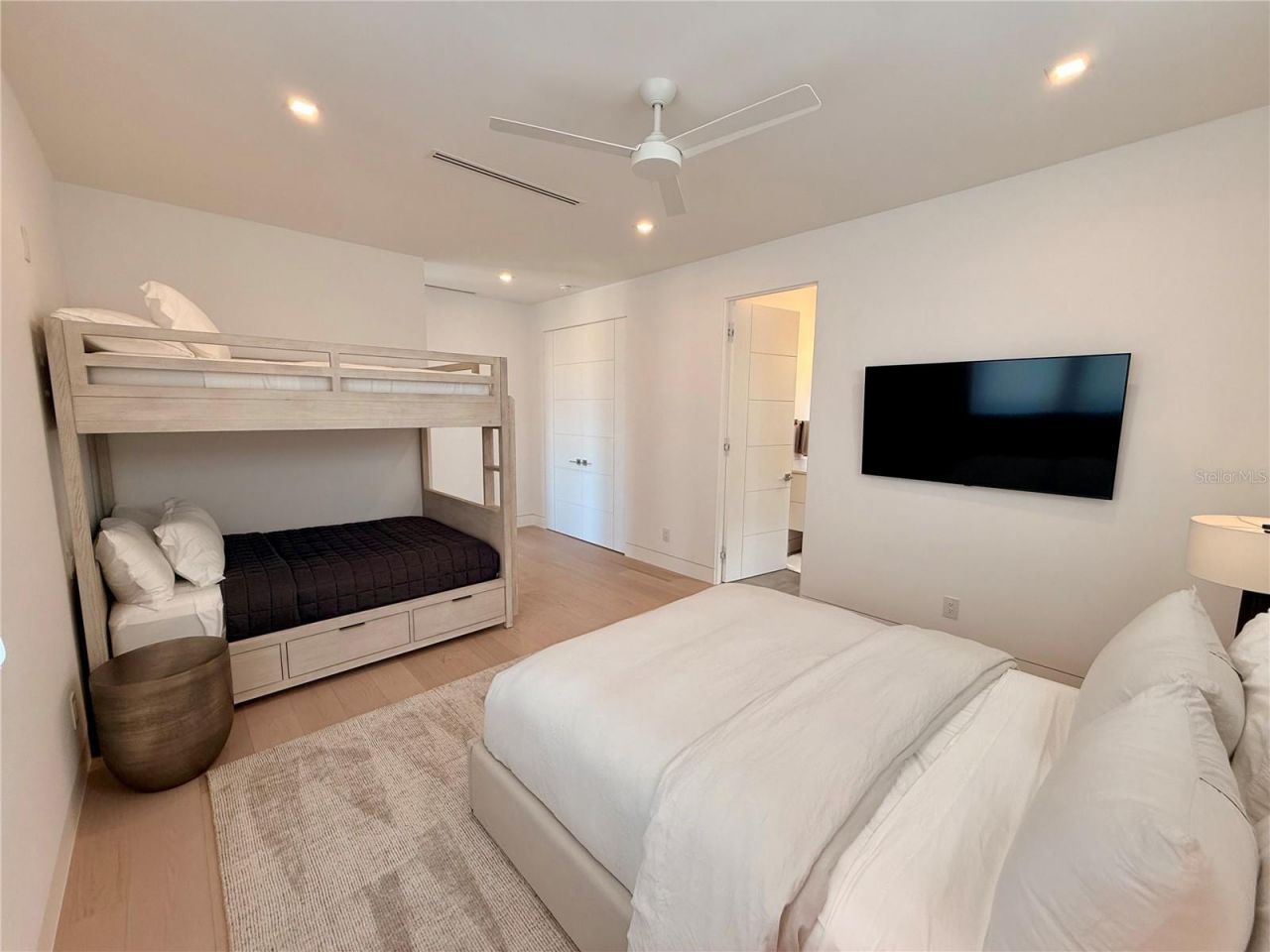 510 Golf Links Lane, Longboat Key, FL 34228 Photo