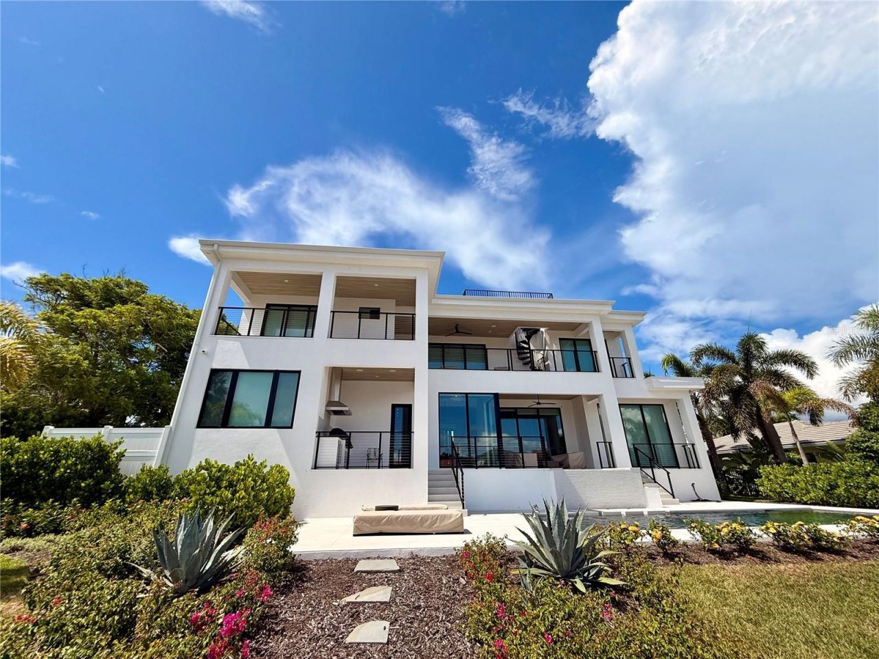 510 Golf Links Lane, Longboat Key, FL 34228 Photo