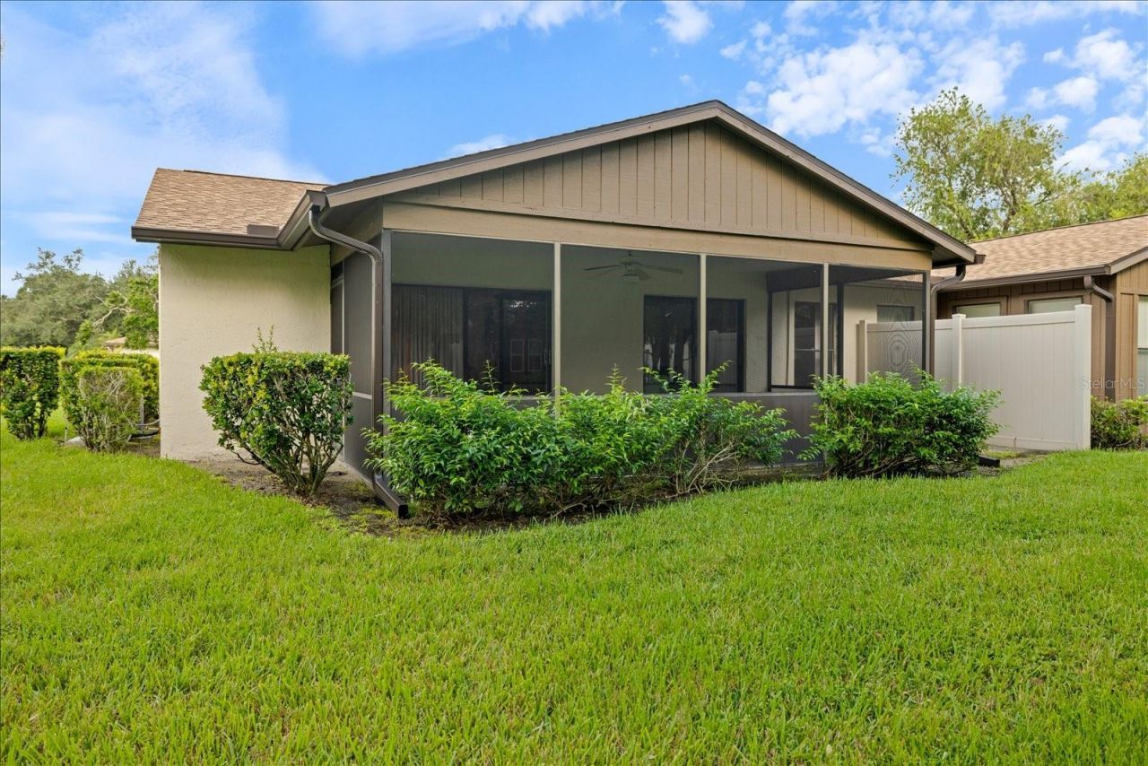 462 Oak Hill Circle, Unit 5, Sarasota, FL 34232 Photo