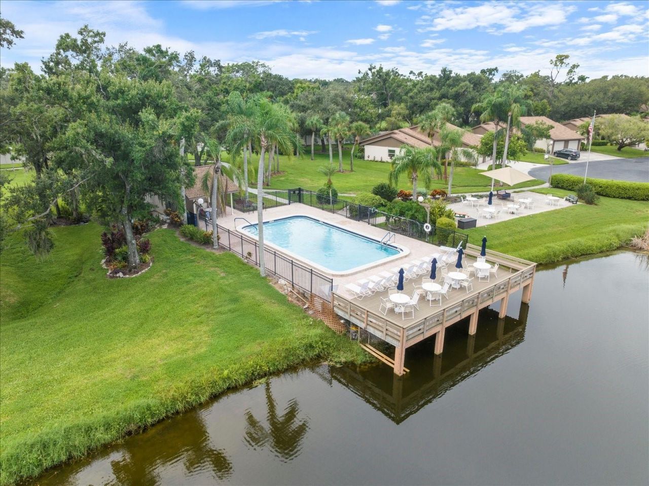 462 Oak Hill Circle, Unit 5, Sarasota, FL 34232 Photo