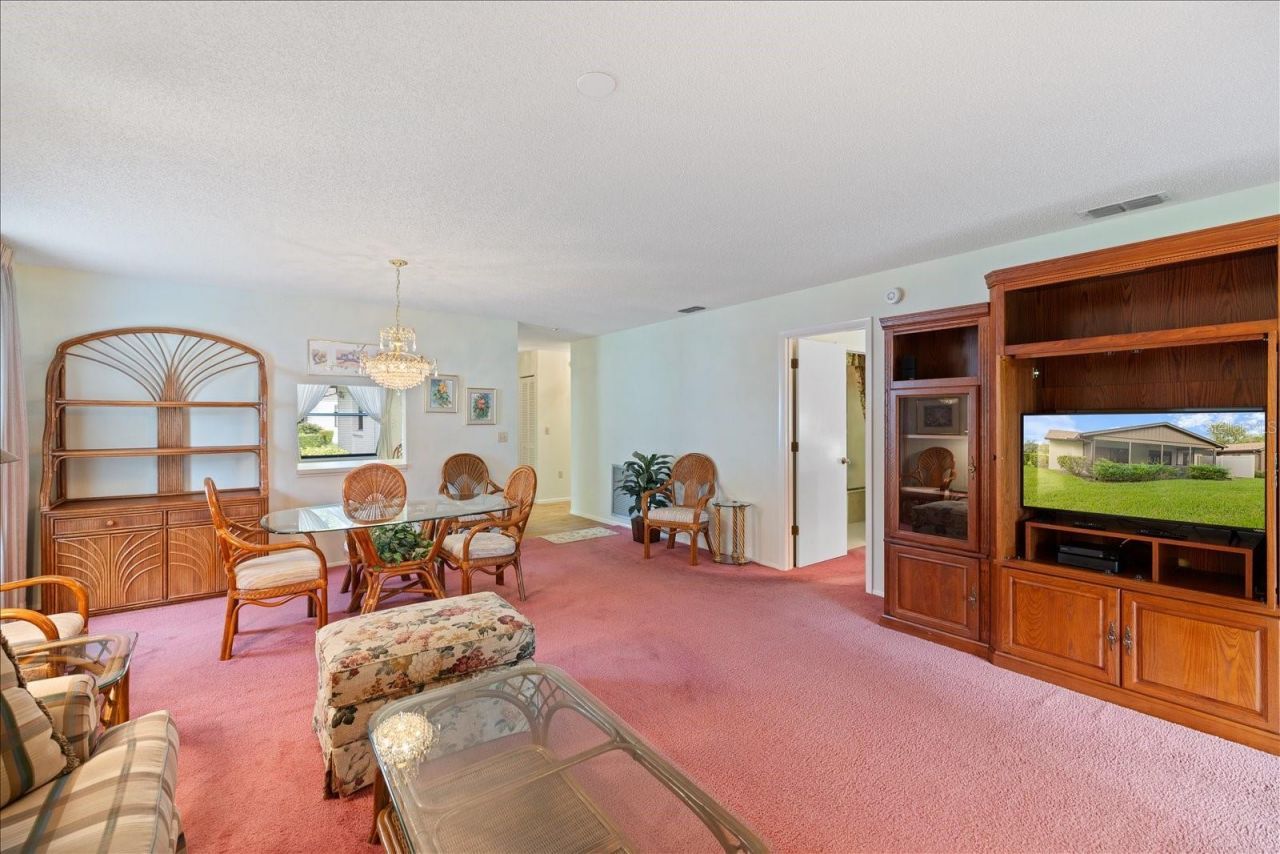 462 Oak Hill Circle, Unit 5, Sarasota, FL 34232 Photo