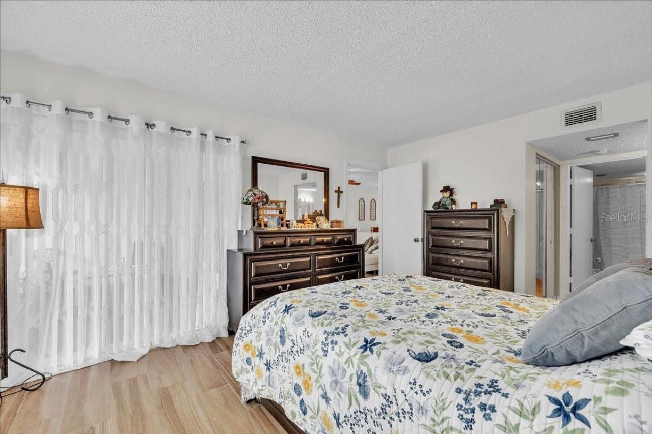 5209 Wedgewood Lane, Unit 17, Sarasota, FL 34235 Photo
