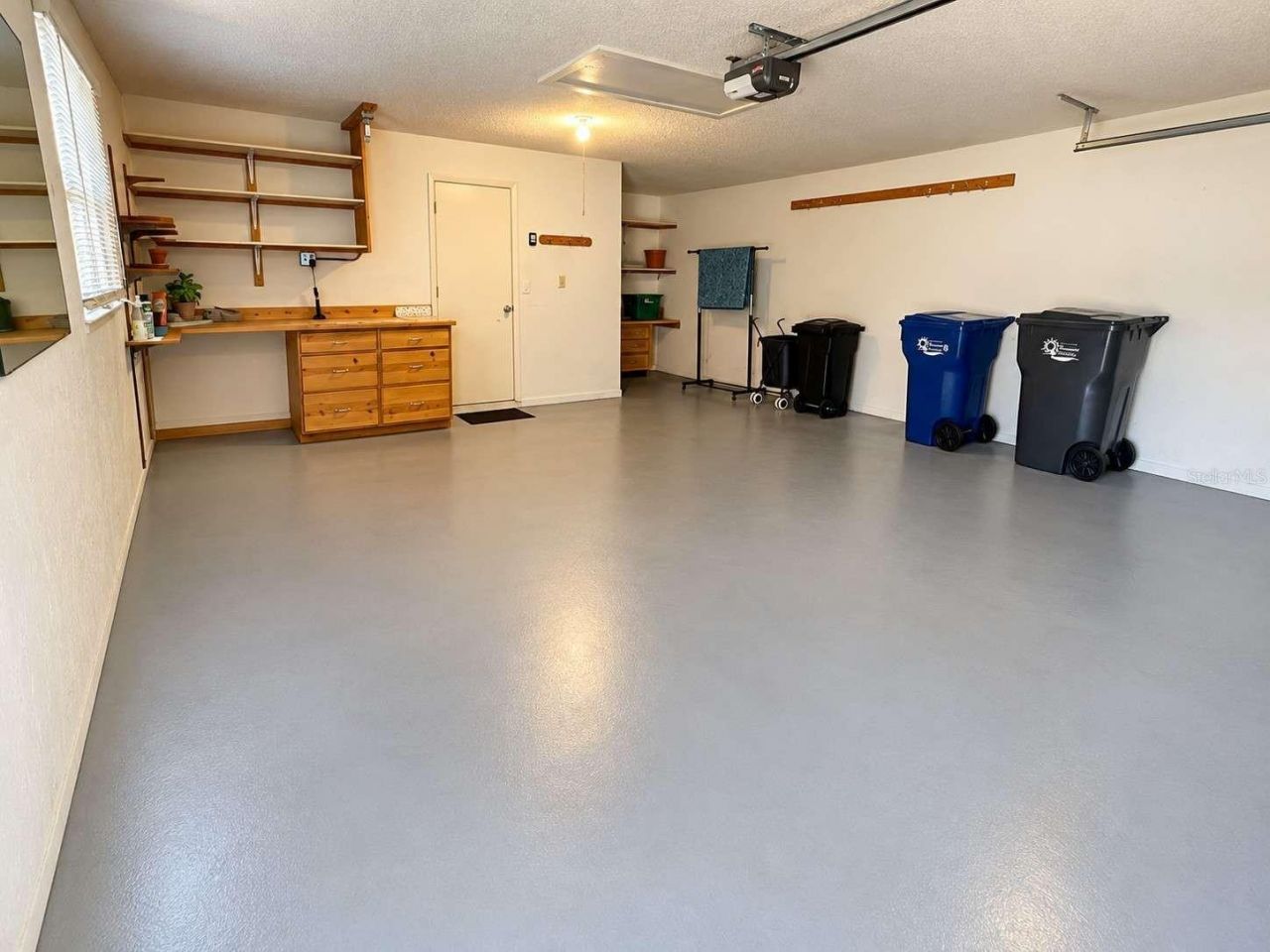5624 Palm Aire Drive, Unit V105, Sarasota, FL 34243 Photo