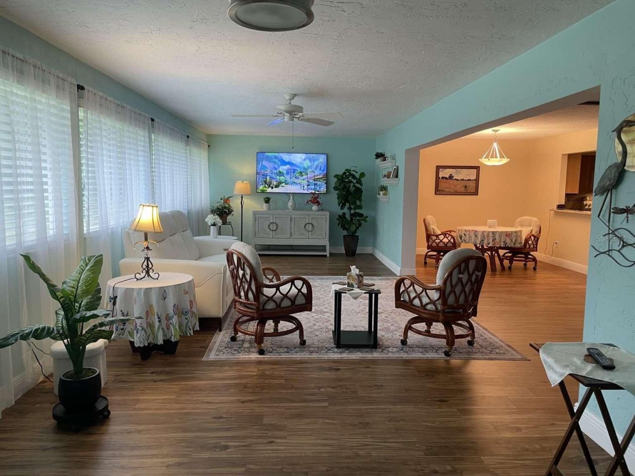 5624 Palm Aire Drive, Unit V105, Sarasota, FL 34243 Photo