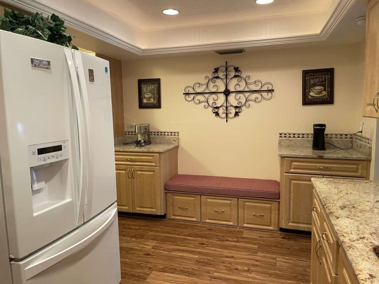 5624 Palm Aire Drive, Unit V105, Sarasota, FL 34243 Photo