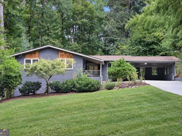 2245 Winding Woods Drive, Tucker, GA 30084